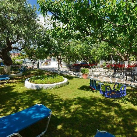 Villa Emilia Пахис Екстериор снимка