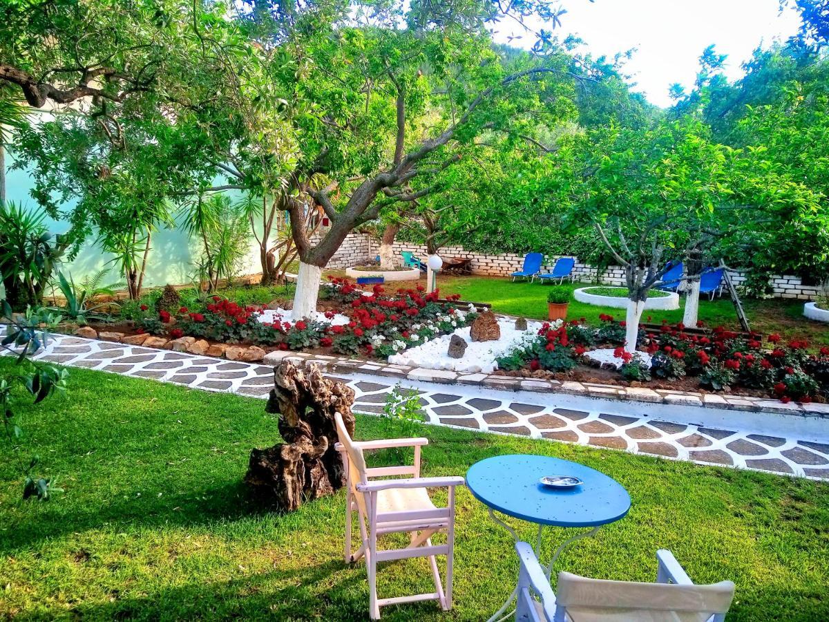 Villa Emilia Пахис Екстериор снимка