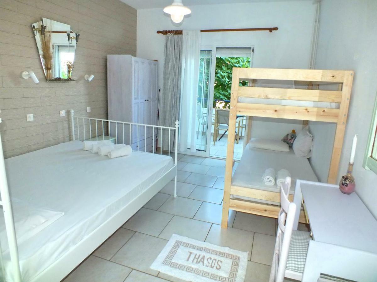 Villa Emilia Пахис Екстериор снимка